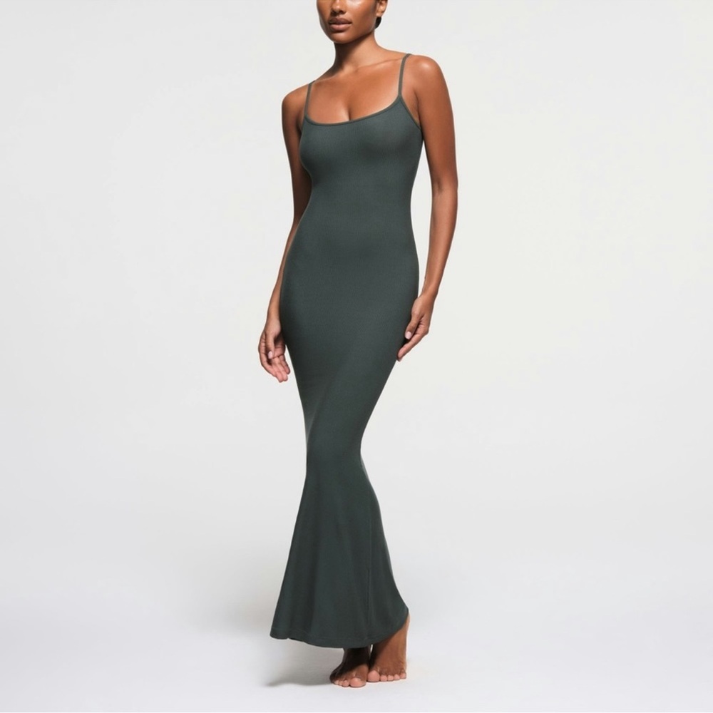 AUTHENTIC SKIMS Soft Lounge Long Slip Dress Deep Sea Size S SOLD OUT ONLINE